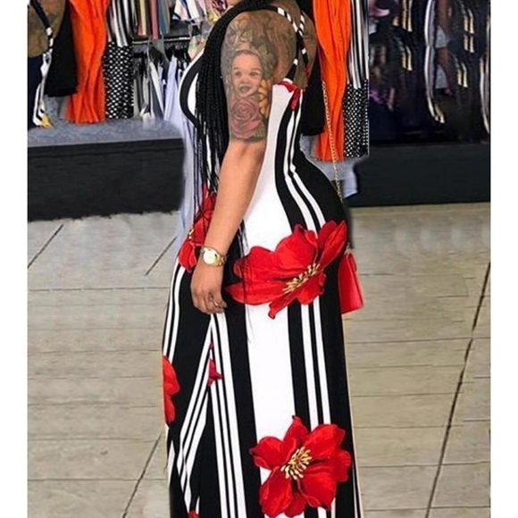 Floral Print Striped Bodycon Maxi Dress - Picture 2 of 4